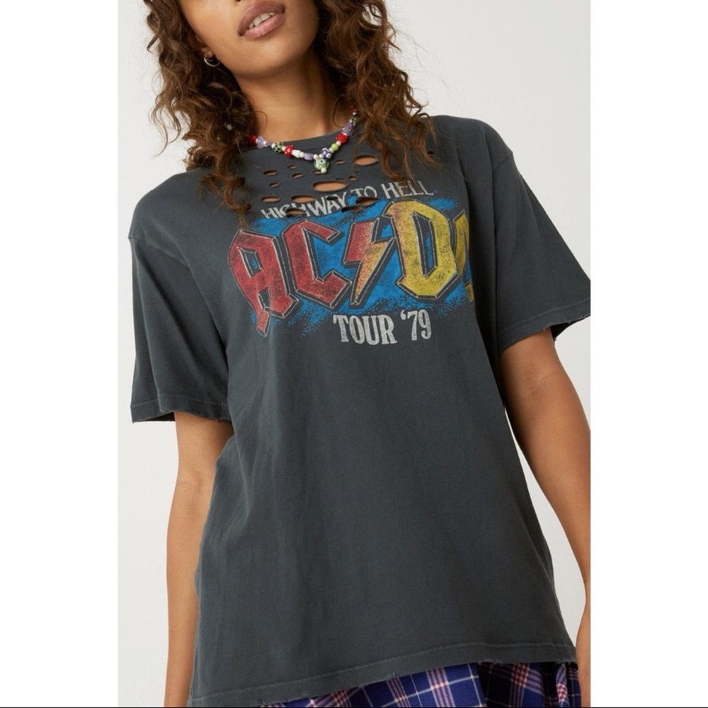 FREE PEOPLE NWOT Daydreamer AC/DC Distressed Band Tee Vintage Black Small